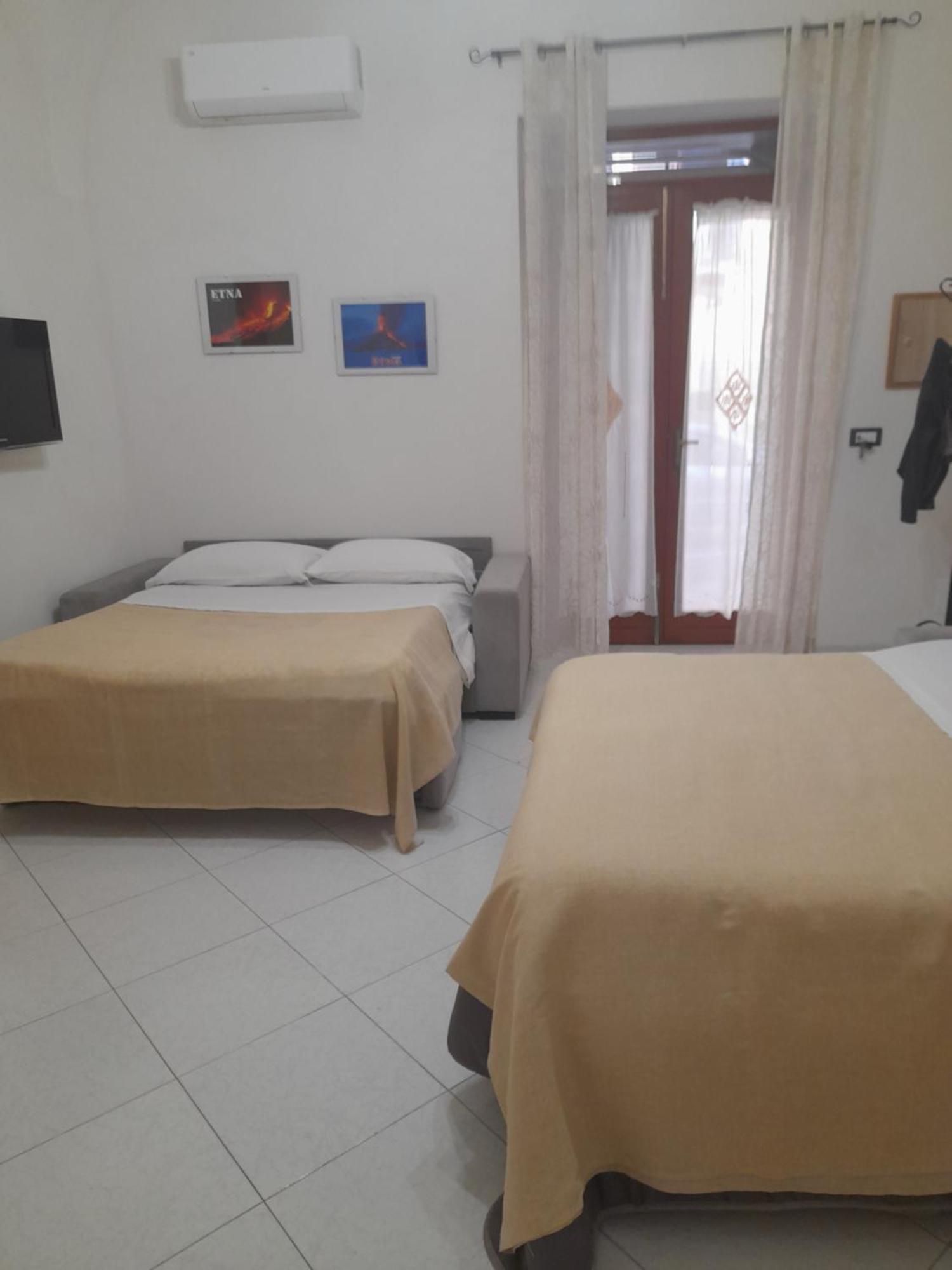 Fior Dell'etna Apartment *